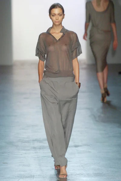 Look 5